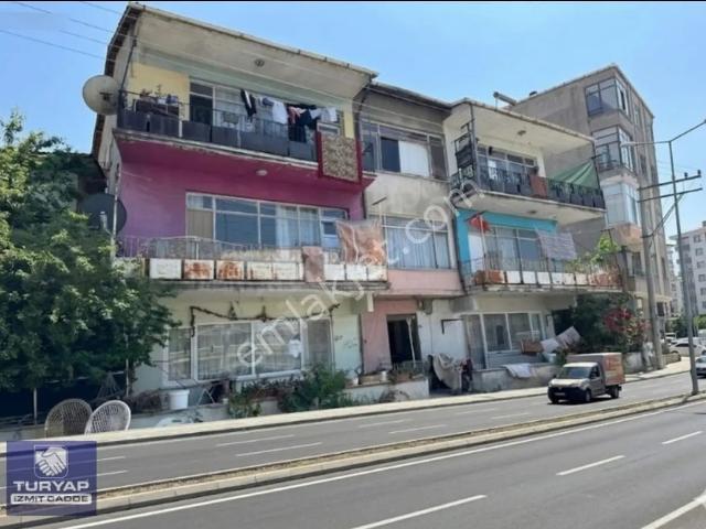 Karamürsel, Kocaeli içerisinde satılık Bina