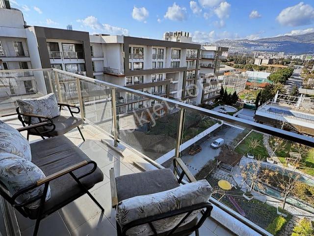Bornova, İzmir içerisinde satılık mülk