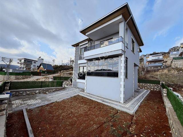 Toroslar, Mersin içerisinde satılık Villa