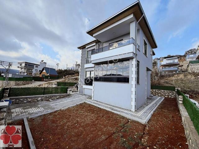 Toroslar, Mersin içerisinde satılık Villa