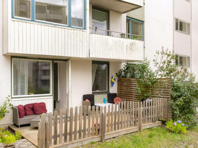 Bostadsrätt till salu i Skärholmen, Botkyrka