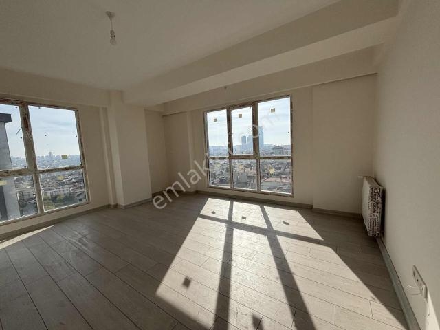 Esenevler Mahallesi, Ümraniye içerisinde kiralık mülk