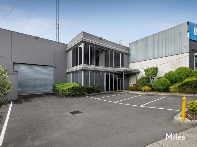 Warehouse for sale in Heidelberg Heights, Melbourne