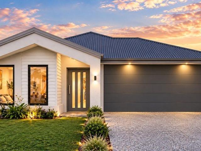 Cottage for sale in Flagstone, Greater Brisbane