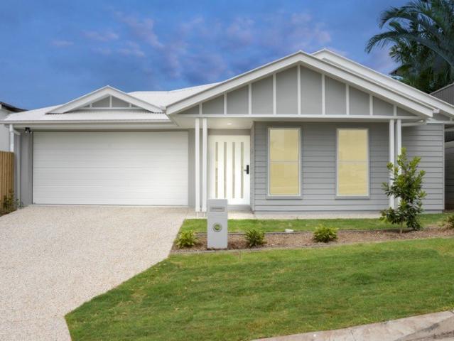 Cottage for sale in Toombul, Queensland