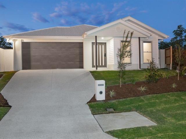 Cottage for sale in Toombul, Queensland