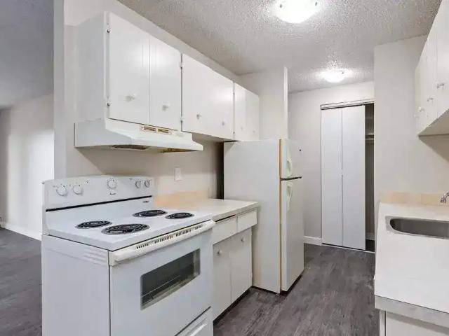 Apartment for rent in Lakeview, Lethbridge