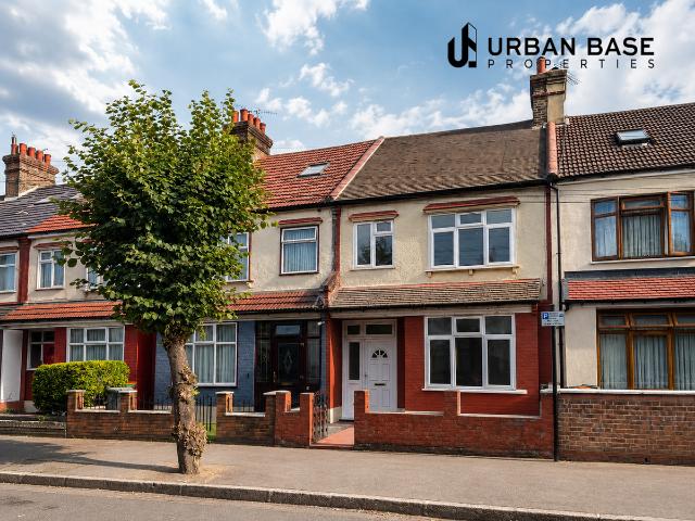 House for rent in Beckton, Greater London