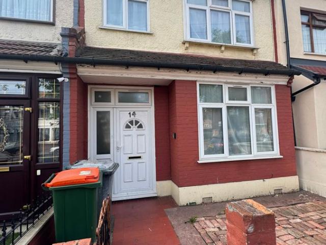 House for rent in Beckton, Greater London