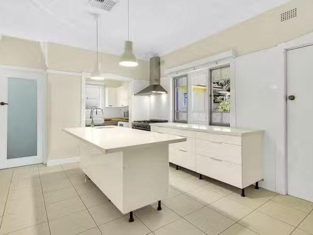 House for rent in Willoughby, New South Wales