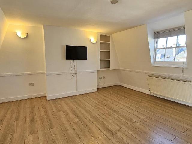 Studio for rent in Arbury, Cambridgeshire