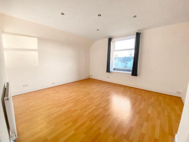 Apartment for rent in Falcon Lodge, Wales