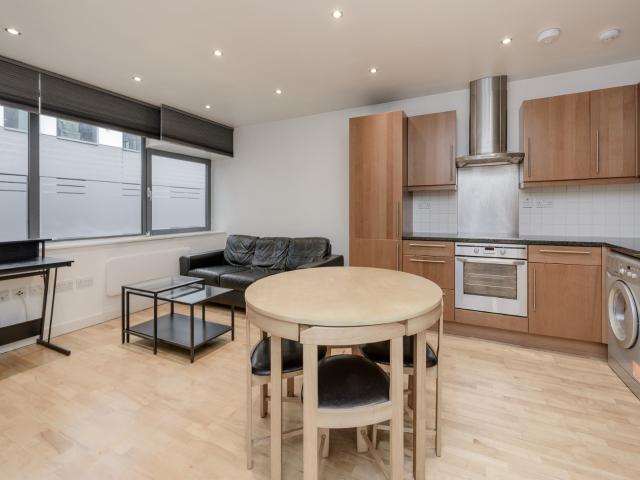Apartment for rent in Blackfriars, Lyons
