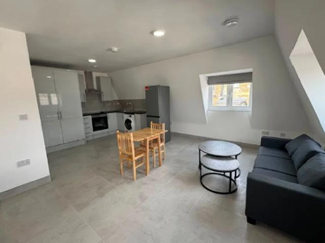 Studio for rent in London Borough of Ealing, Hanwell