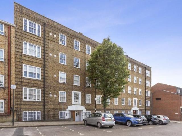 Apartment for rent in Barnsbury, Greater London
