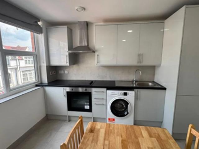 Studio for rent in London Borough of Ealing, Hanwell