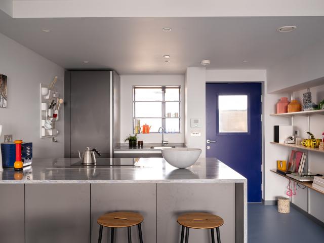 Apartment for rent in Poplar Grove, Greater London