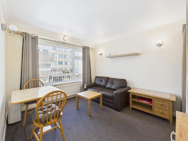 Apartment for rent in Broomhill, South Yorkshire