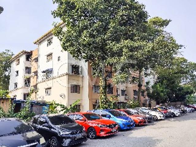 Flat for sale in Kuala Selangor, Selangor