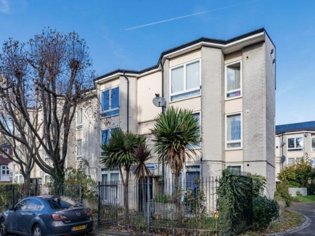 Apartment for rent in London Borough of Lambeth, Greater London
