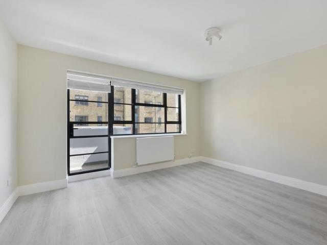 Apartment for rent in Bankside, Greater London