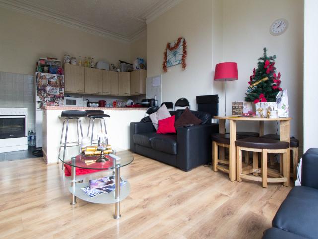 Apartment for rent in Hyde Park, West Yorkshire