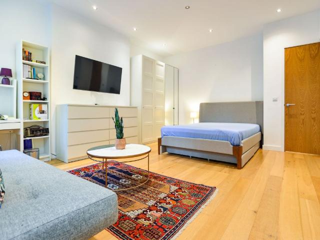 Studio for rent in South Kensington, Greater London