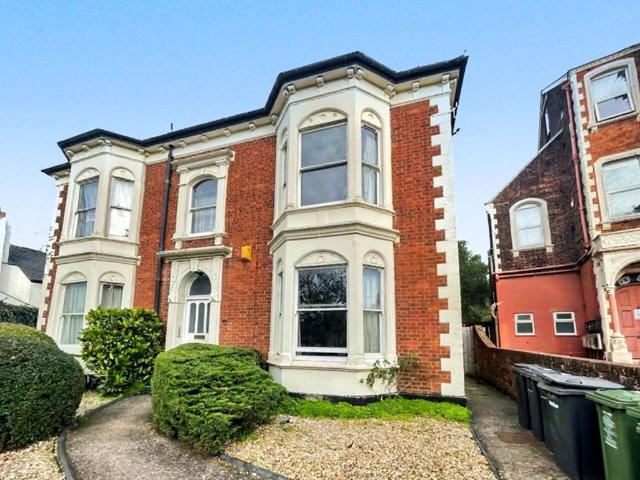 Apartment for rent in Newtown, Exeter