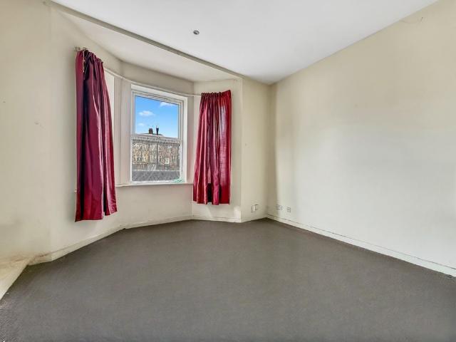 Apartment for rent in Falcon Lodge, Wales