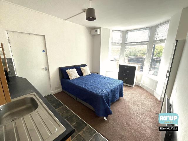 Studio for rent in Worsbrough, Barnsley