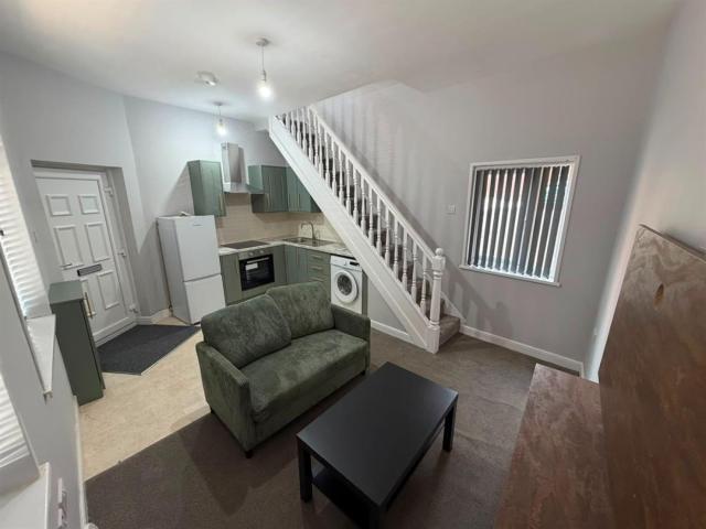 Apartment for rent in Avenham, Higher Bartle