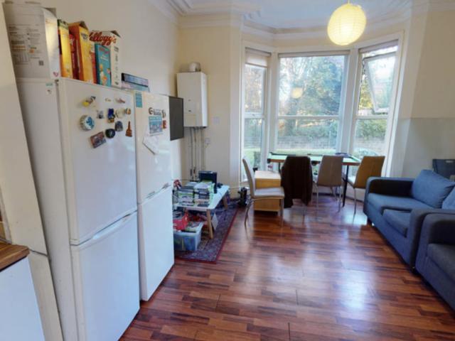 Apartment for rent in Headingley Hill, Headingley