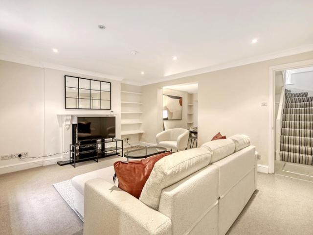 Apartment for rent in Saint Pancras, Greater London