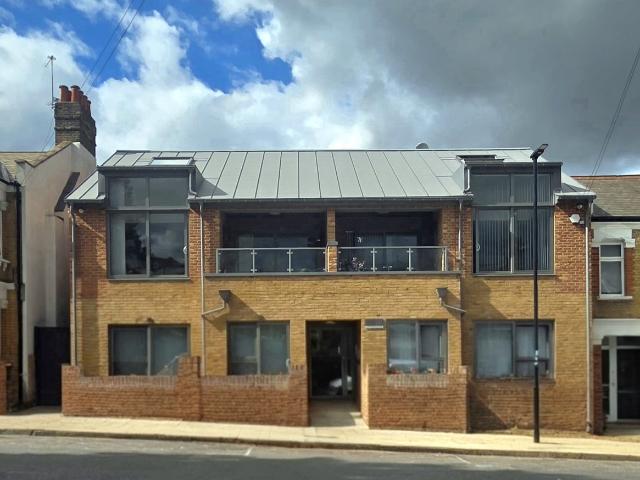 Apartment for rent in Charlton, Greater London
