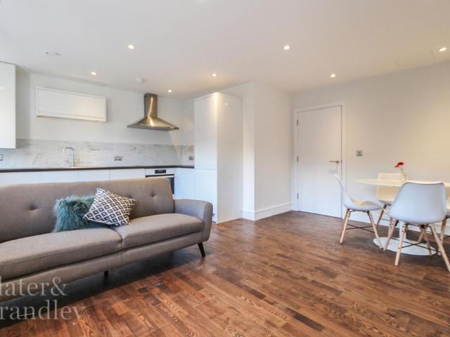 Apartment for rent in The Meadows, Haddon