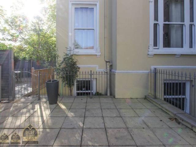 Apartment for rent in Rowanfield, Golden Valley