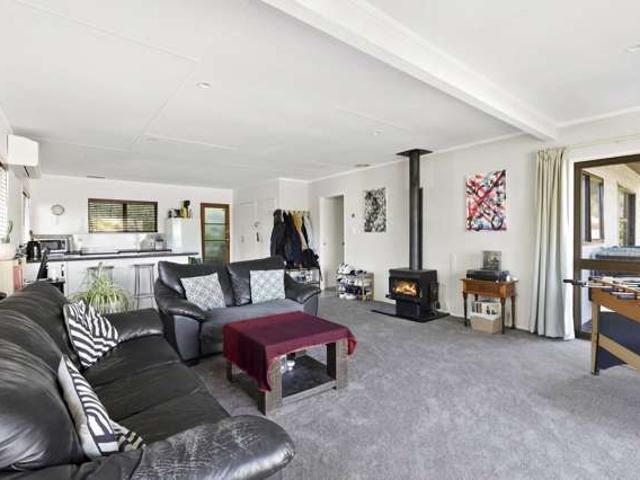 House for sale in Nelson City, Cable Bay