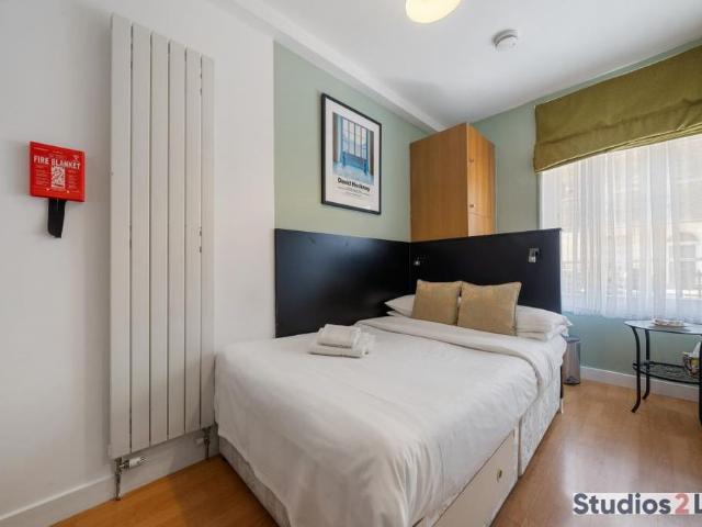 Studio for rent in Fitzrovia, Greater London
