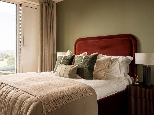 Apartment for rent in Loxford, Greater London