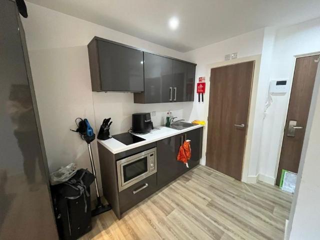 Studio for rent in Southampton, Cultural Quarter