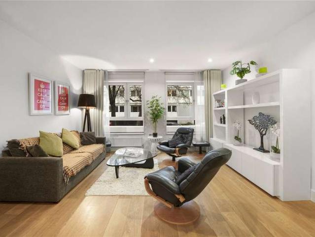Flat for sale in East Marylebone, Marylebone