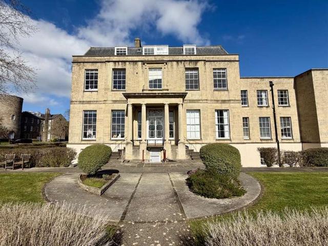 Flat for sale in Feckenham, City Of Bristol