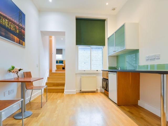 Studio for rent in Brook Green, Greater London