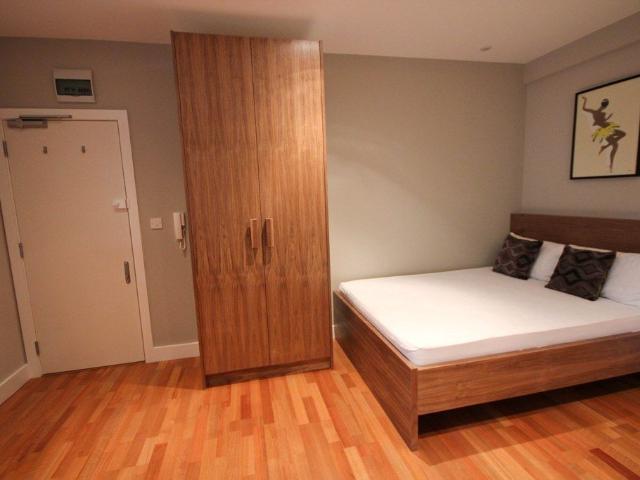 Studio for rent in West Hampstead, Greater London