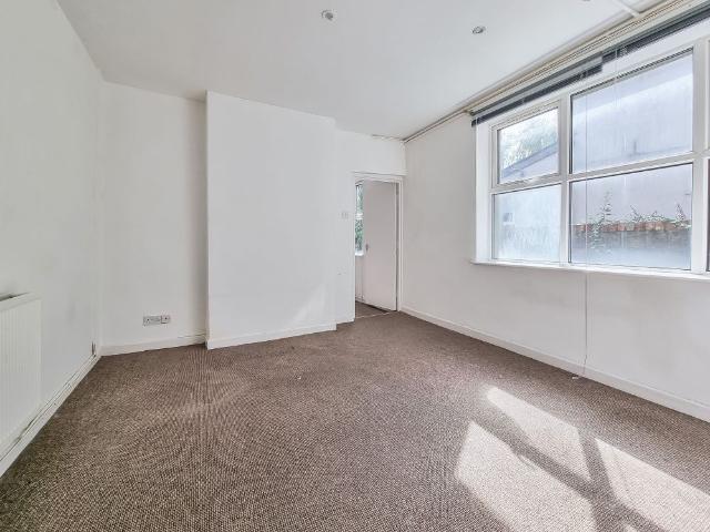 Apartment for rent in Falcon Lodge, Wales