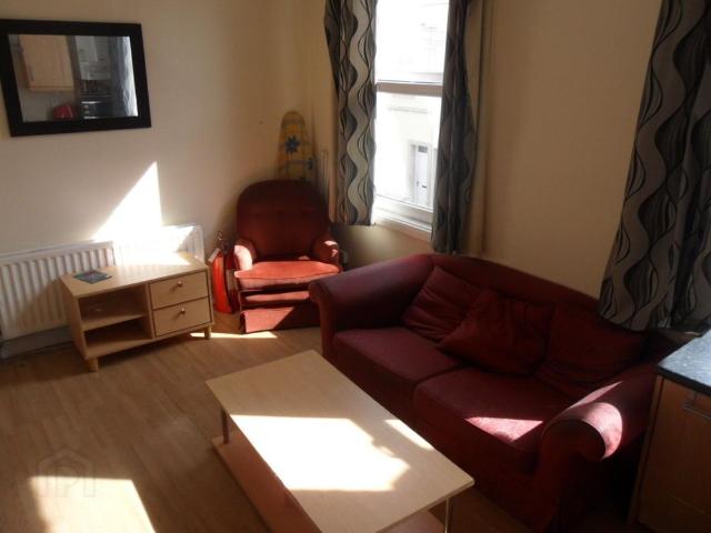 Apartment for rent in Belfast, The Holyland
