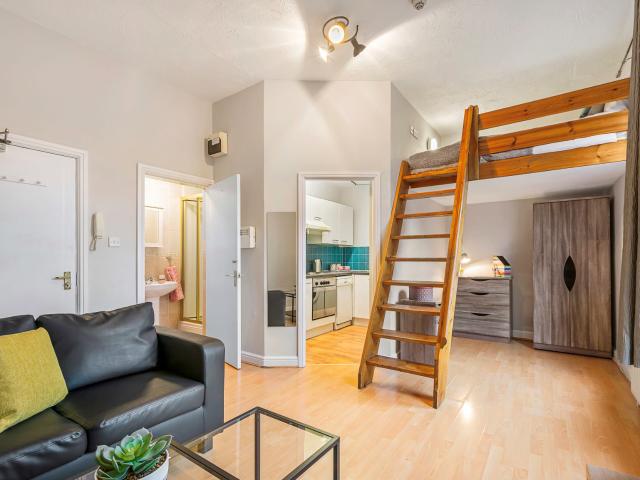 Apartment for rent in Far Headingley, Headingley