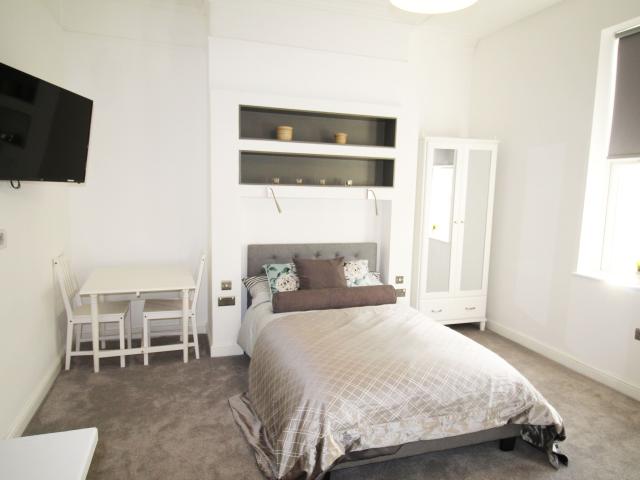 Apartment for rent in Hyde Park, West Yorkshire