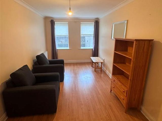 Apartment to rent in Bluebell, North Tipperary