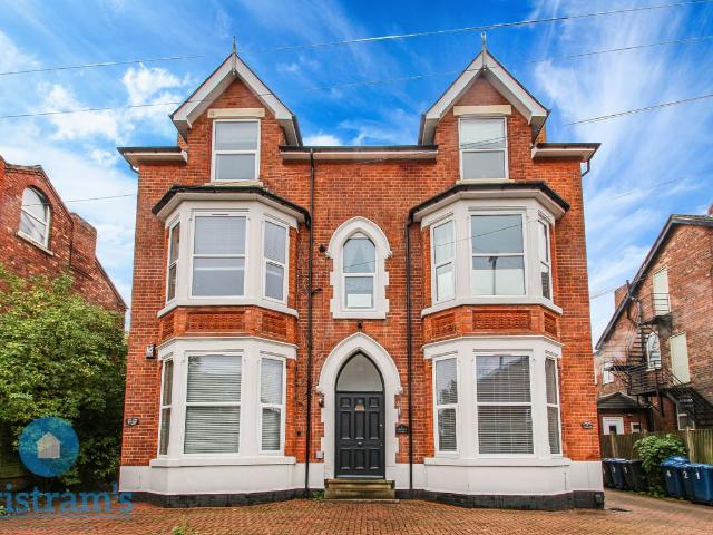House for rent in Compton Acres, Barton In Fabis